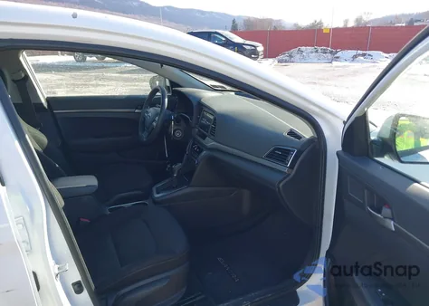 2018 Hyundai Elantra Se из США, поврежденный, VIN 5NPD74LF6JH278801